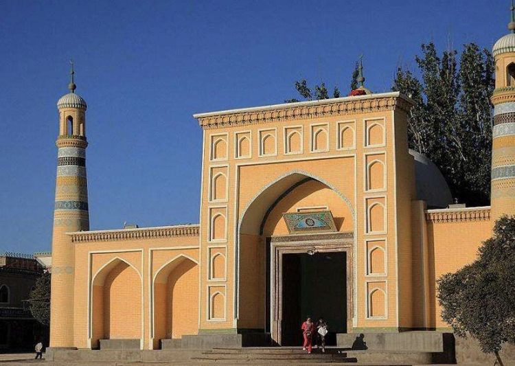 新疆ウイグル自治区最大のイスラムモスク、エイティガール清真寺(何さん特別編)